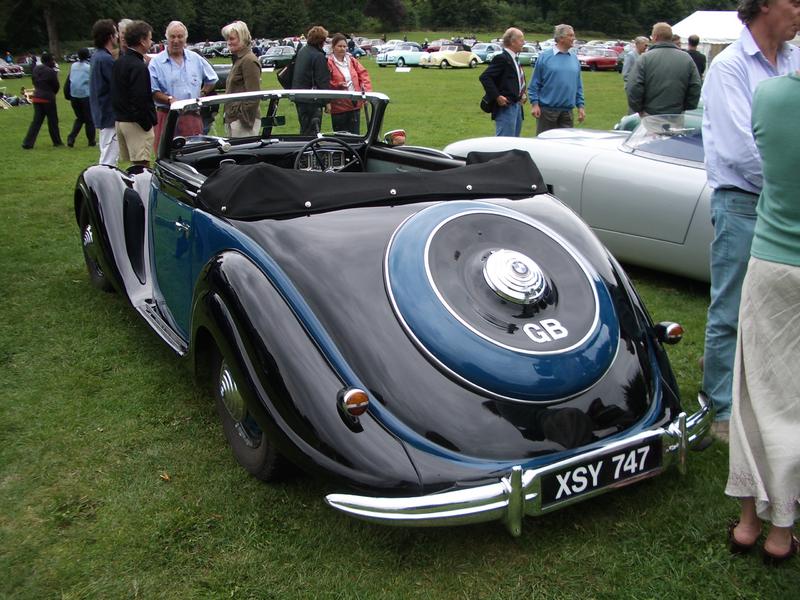 BMW 327
