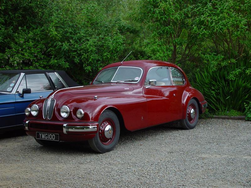 Fine Bristols at Gregans Castle Hotel, Ballyvaughan, County Claire - in the West of Ireland, Friday, 28 June 2002. 
Thanks to John Smith for the photos.